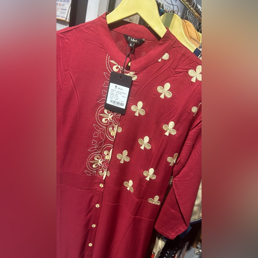 Embroidery kurta wine- colour Reyon - Picture 4 of 11